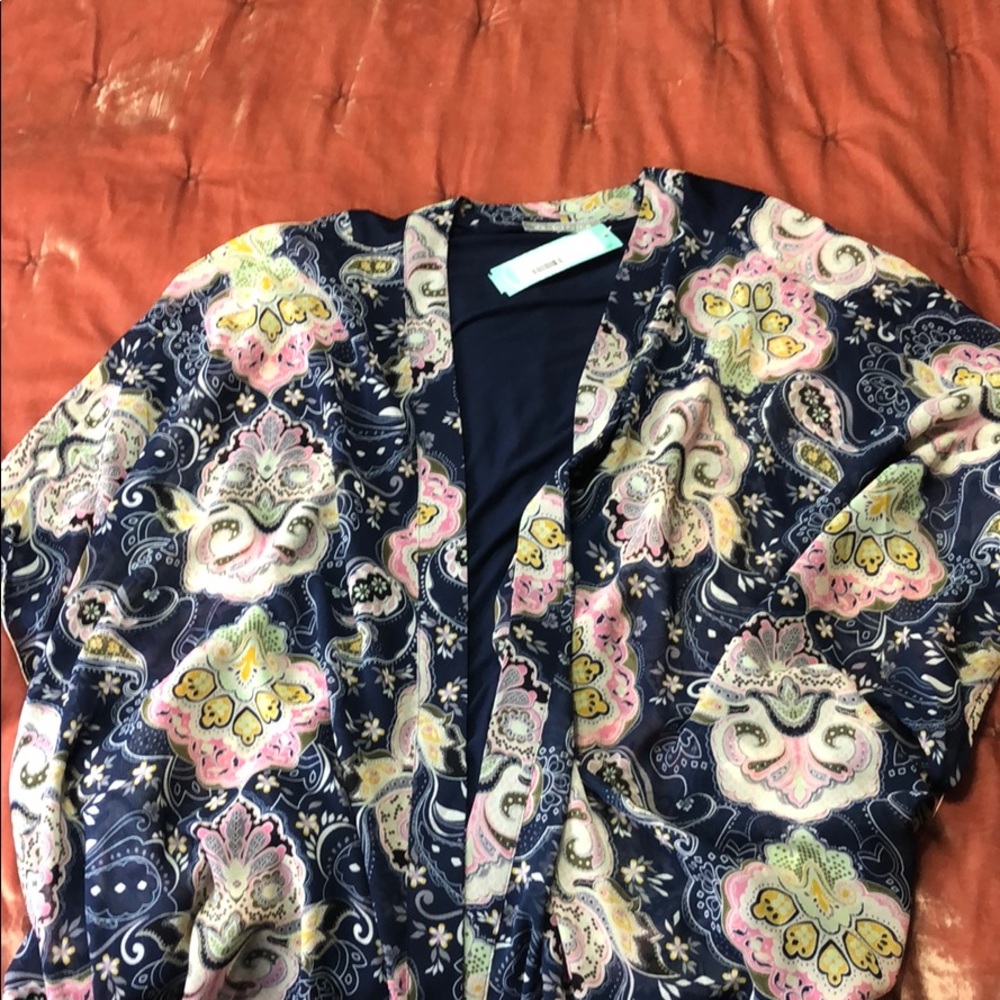 Halvy mixed material Kimono